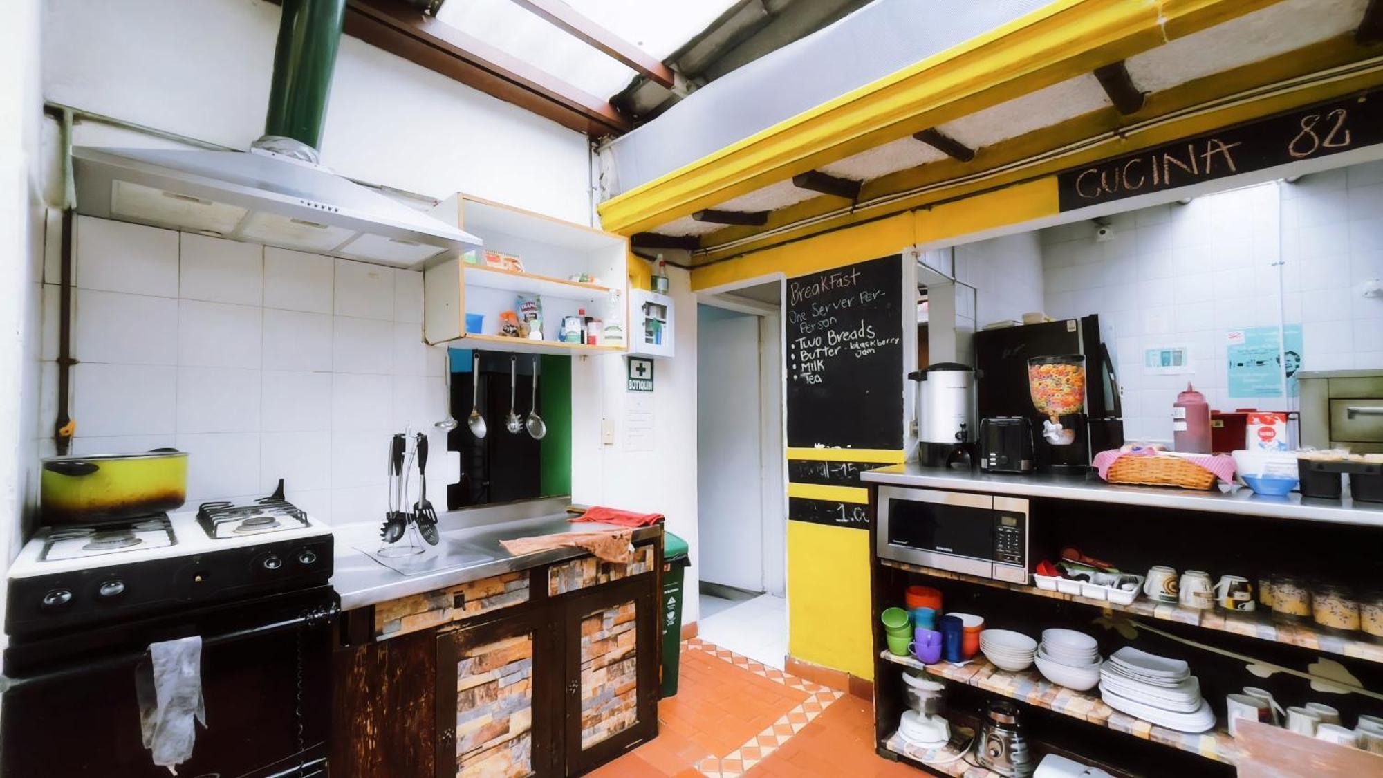 82Hostel โบโกตา ภายนอก รูปภาพ